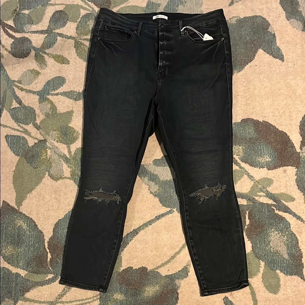 Good American Black Cropped Distressed Jeans